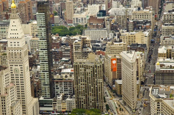 USA, New York, Manhattan, Looking south from observation deck of Empire State toward the Flat Iron