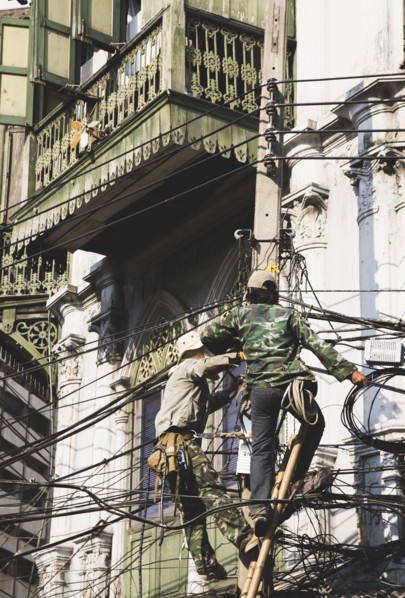 Chinatown Workmen one in camouflage