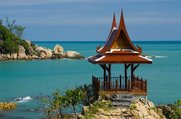 Thailand, Koh Samui, Choeng Mon Bay, Samui Peninsula Resort. Massage Spa House with ornate roof