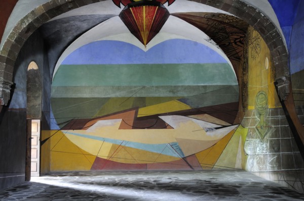 Mexico, Bajio, San Miguel de Allende, Unfinished 1940s mural by David Alfaro Siqueiros in Escuela
