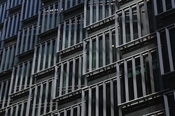 England, London, Southwark Detail of the exterior of a modern office building next to City Hall.