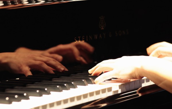 Music, Instruments, Keyboards, Piano Close of of musicians hands playing Steinway. Photo : Sean