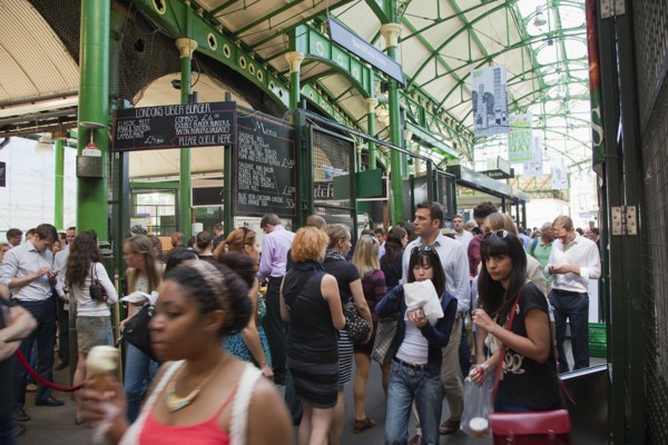England, London, Borough Market Londons oldest fresh fruit and vegetable market. Photo : Stephen