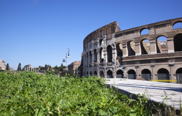 Italy, Lazio, Rome, View of the the ancient Roman Coliseum ruins. 
Photo Stephen Rafferty / Eye