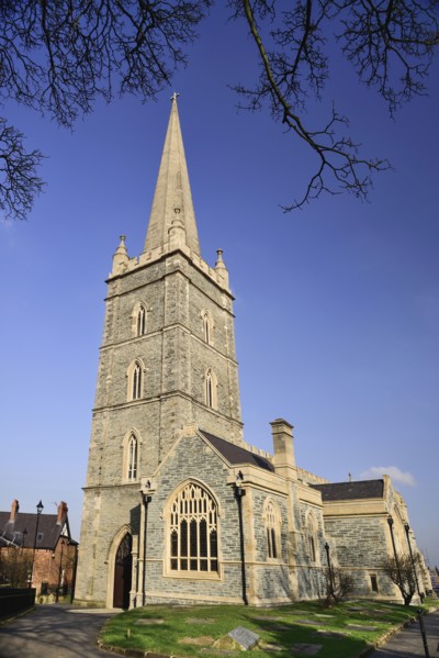 Ireland, North, Derry, St Columb's Cathedral, View of facade and spire. 
Photo Hugh Rooney