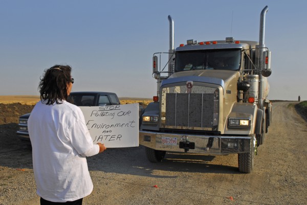 Canada, Alberta, Blood Reserve, Fracking for oil and gas on the Blood Tribe Indian Reserve at the