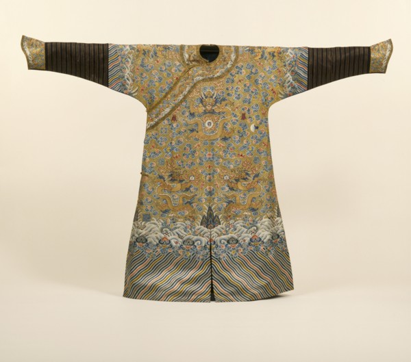La "Robe du dragon" de l'empereur de Chine