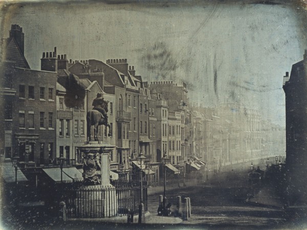 St. Croix, Rue du parlement depuis Trafalgar Square