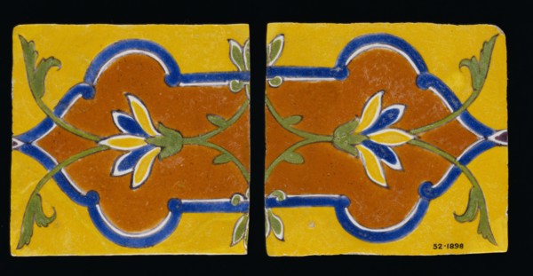 Carreaux de revêtement décorés selon la technique de la cuerda seca
