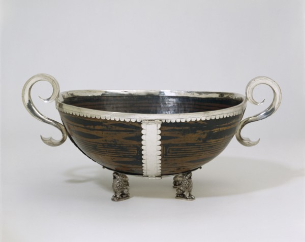Coupe en argent, 17e siècle