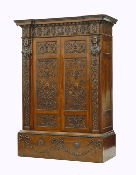 Adam, Armoire