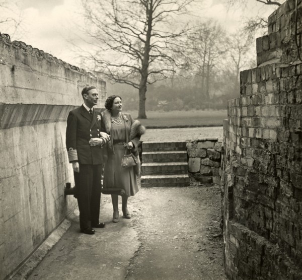 Beaton, Le Roi et la Reine Mère
