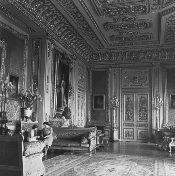 Beaton, La Reine Mère et les Princesses Elisabeth et Margaret