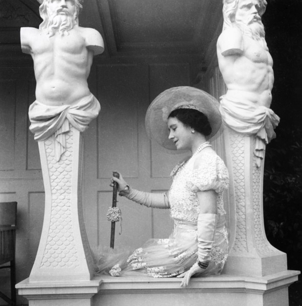 Beaton, la Reine Elizabeth d'Angleterre en 1938