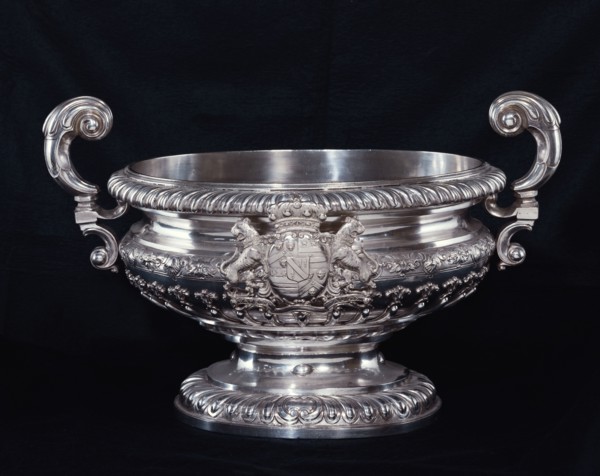 Nelme, Coupe à vin