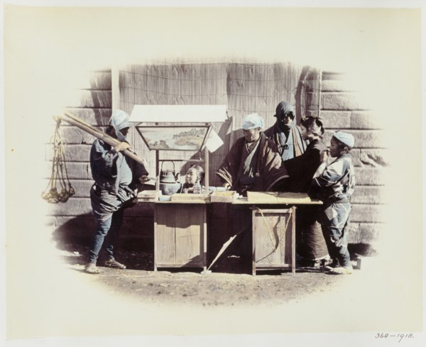 Beato, Un stand de thé