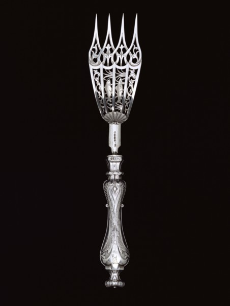 Fish Server, by George Adams. London, England, mid-19th century