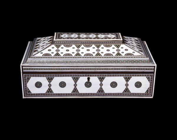 Work box. Surat, India, 19th century