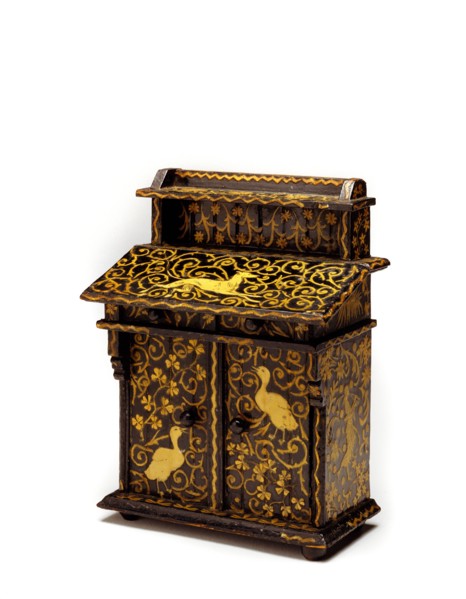 Money box. England, 19th century