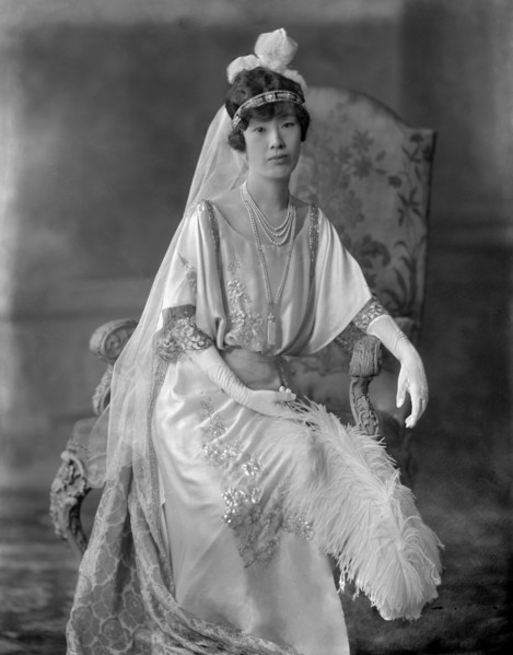 Princess Shimazu, photo Lafayette Portrait Studios. London, England, 1922. 
Londres, Victoria &