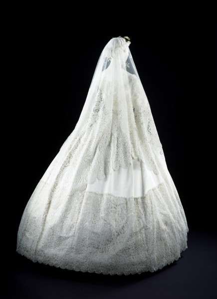 Wedding dress worn by Eliza Penelope Clay when she married Joseph Bright. London, England, 1865.