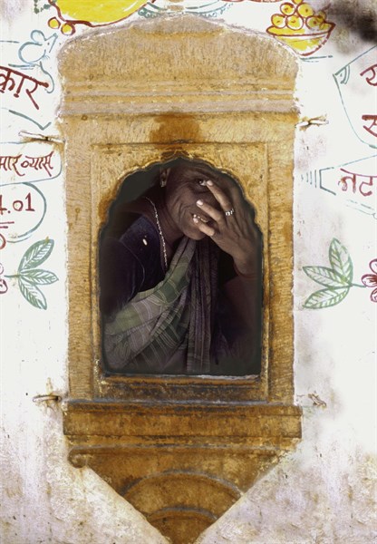 Femme à la fenêtre
Jaisalmer, l'ouest du Rajasthan, Inde.