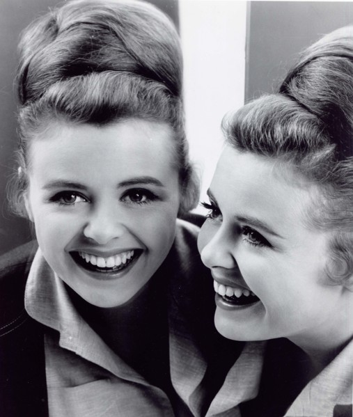 Entertainment News - May 10, 1963