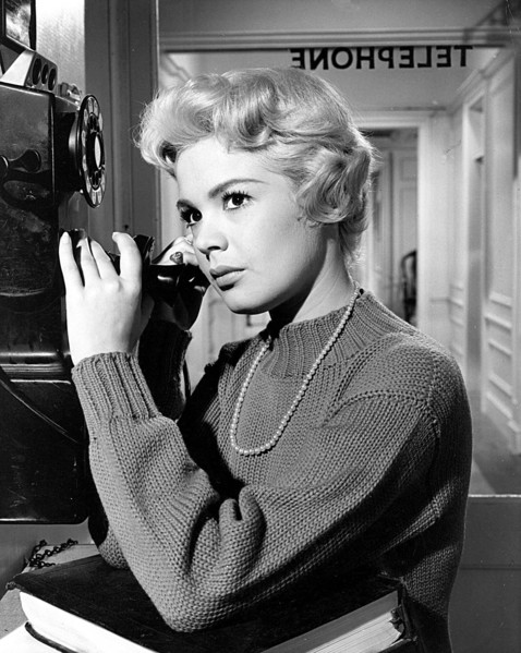 Sandra Dee Sw