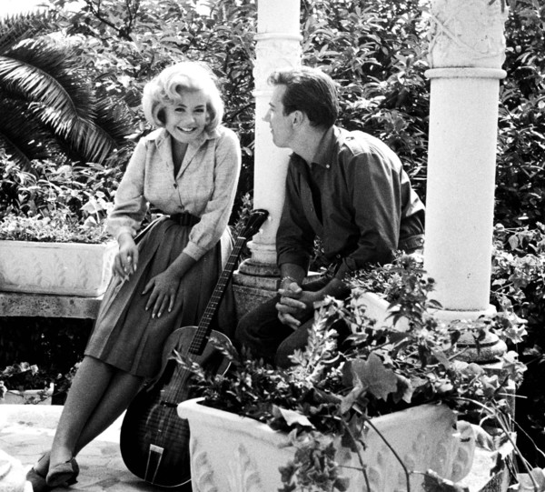 Sandra Dee Obit Jo