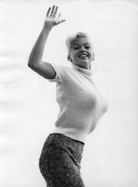 Jayne Mansfield Smiling and Waving