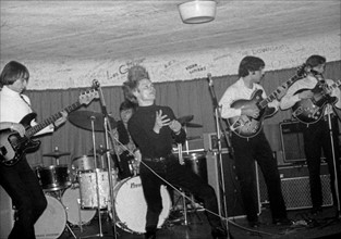 Groupe de rock au Golf-Drouot, 1964
