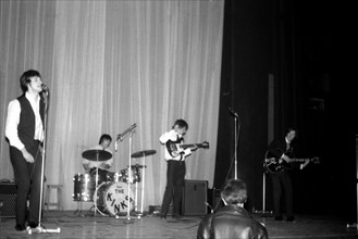 Les Kinks, 1964