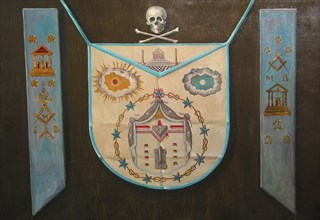 Apron of a Master and sashes of the French Rite