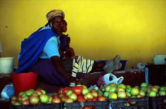 Zulu woman selling vegetables