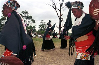 12/2003 Gingindlovu, KZN, South Africa
religion, shembe women, traditional shembe dancing, shembe