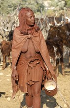 Himba woman 
\n