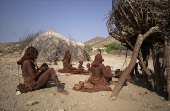 Himba women
\n
\n