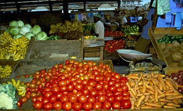 FRUIT AND VEGETABLE STALL AT MARKET, MOSHI, TANZANIA