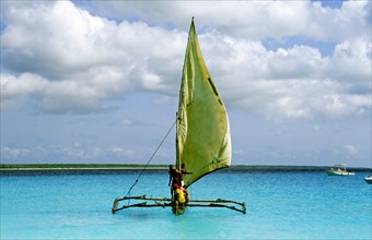 OUTRIGGER, MNEMBA, ZANZIBAR, TANZANIA