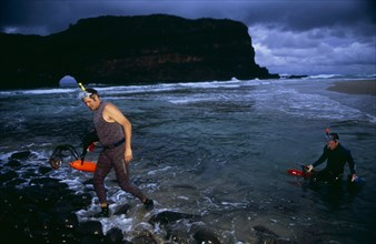 Spear fishing at Hole in the Wall