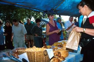 farmers market - baked goods