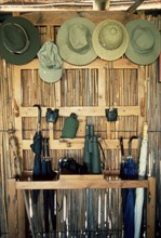 Okavango hat stand