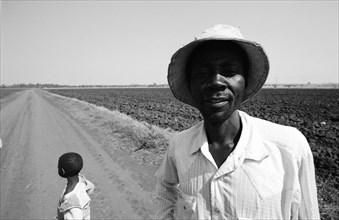 Family on a Zimbabwean farm 5