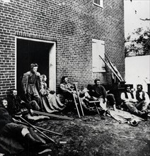 American Civil War: Wounded soldiers in care of the Red Cross sitting out in the fresh air