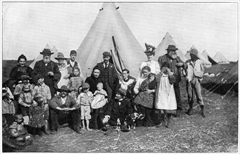 Boer families in a concentration camp at Eshowe, Zululand, 1900
