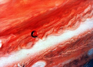 Mosaic of Jupiter and its inner satelite lo