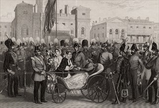 La reine Victoria décerne des médailles de Crimée aux soldats de la cavalerie