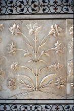 Marble carving of formalised lily, Taj Mahal