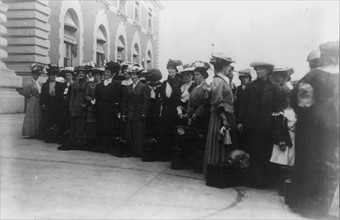 Immigrants de l'Europe de l'Est à Ellis Island, New York - USA
