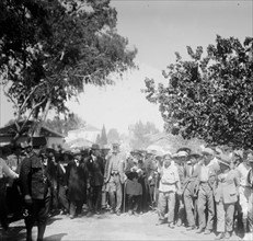Balfour visite les colonies juives